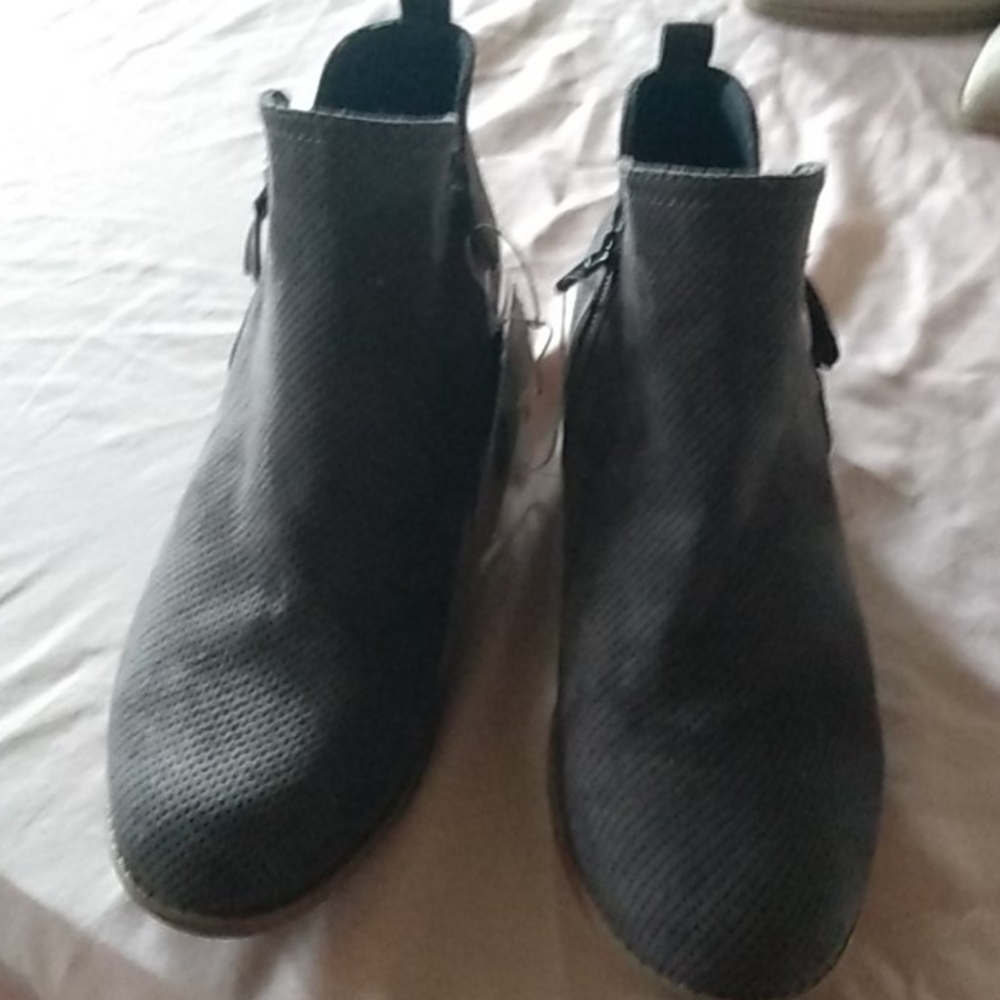 Women booties